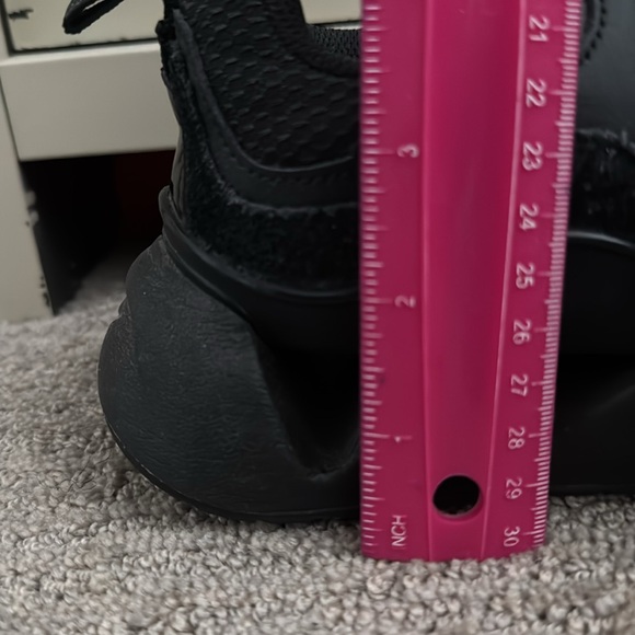 Nike RYZ 365 2 Black Marathon Running Shoes - Picture 7 of 8